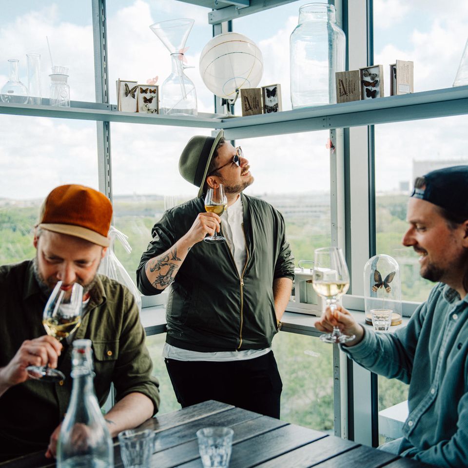 Die drei gastronomischen Tausendsassas und Podcasts-Hosts: Matten Kersten, Olaf Deharde und Fabio Haebel