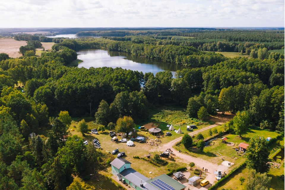 Ahoi WALDEN Camp 2021: Das Ahoi WALDEN Camp kann sich nicht nur von nahem sehen lassen Das Ahoi WALDEN Camp kann sich nicht nur von nahem sehen lassen