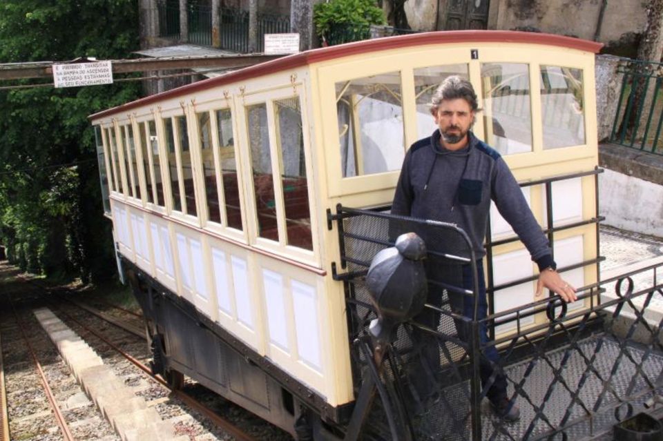 Geheimtipp: Bruno Coroas kümmert sich um eine reibungslose Fahrt der ältesten Wasserballast-Standseilbahn der Welt Bruno Coroas kümmert sich um eine reibungslose Fahrt der ältesten Wasserballast-Standseilbahn der Welt