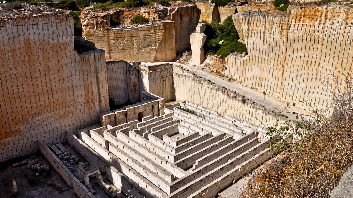 Lithica Lithica - Sandsteinbruch auf Menorca