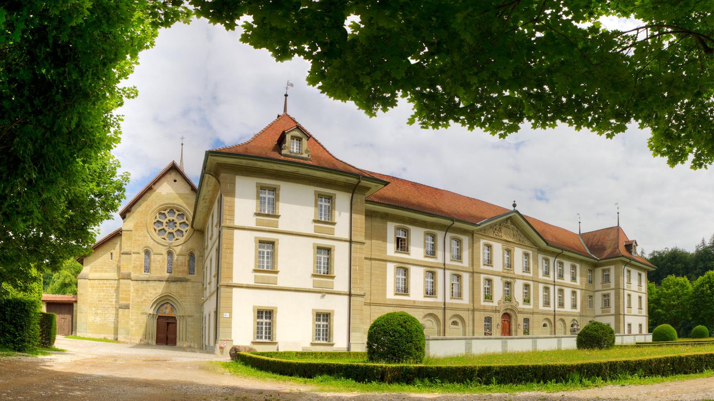 Blick auf Abbaye d’Hauterive
