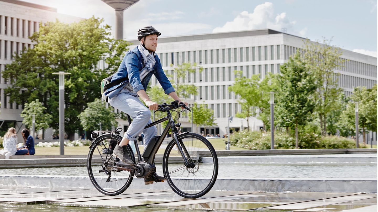 Verkehrswende: Klimahelden oder Klimakiller? Was Sie über E-Bikes wissen müssen