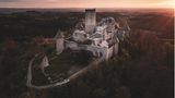 Blick auf die Burgruine Nürburg