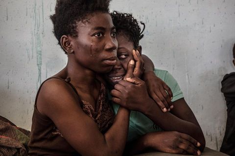 Empathie: Die Fähigkeit zu fühlen, was andere empfinden, bestimmt viele unserer Entscheidungen. Und sie verschafft dem Menschen enorme Vorteile: Sie ist die Basis für Zusammenhalt und Kooperation