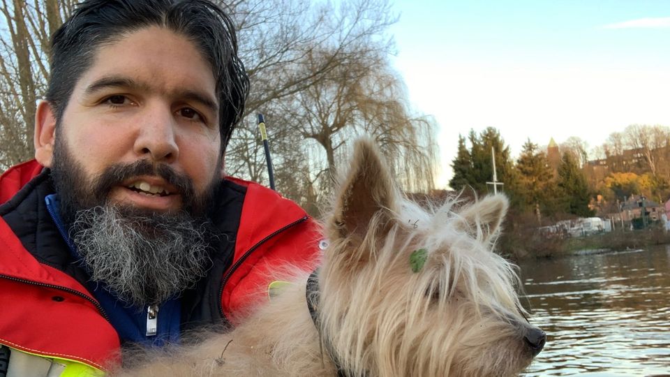 Tierrettung Essen rettet einen Hund