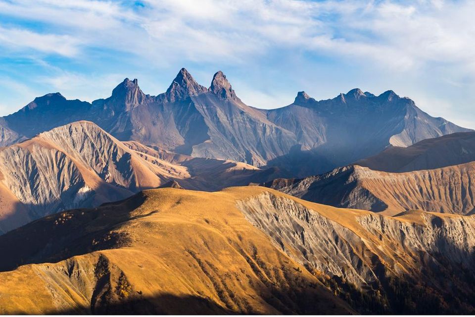 France, Savoie, Saint-Sorlin d&apos;Arves, seen from the Croix de Fer pass (2064 m) on the Aiguilles d&apos;Arves