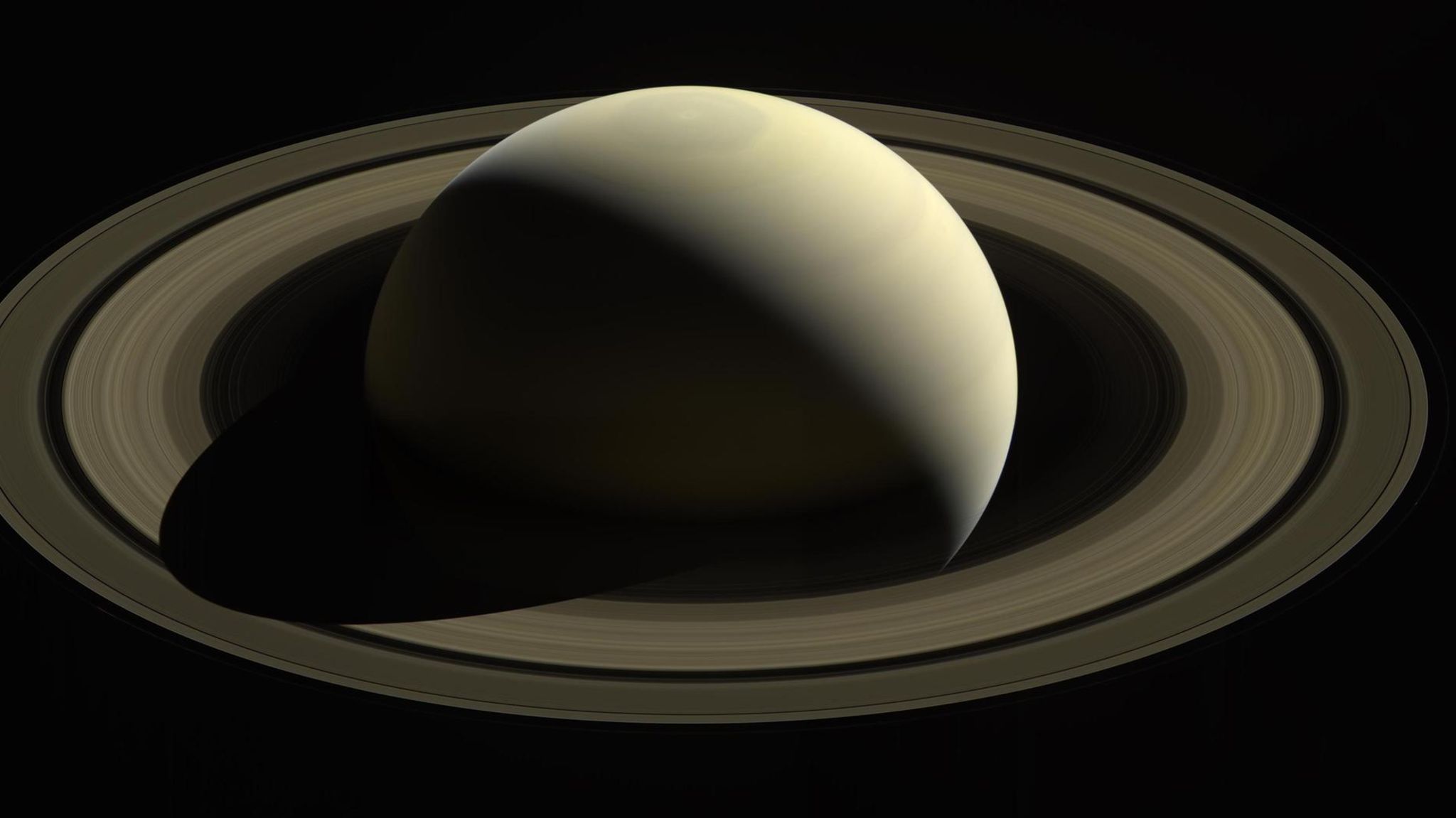 Der Planet Saturn mit seinen Ringen