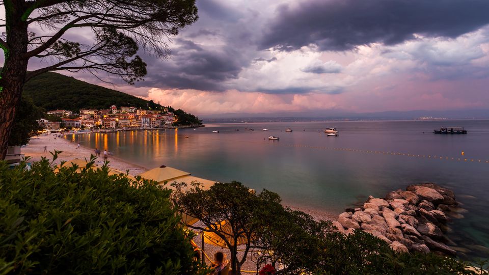 Sipar Strand bei Moscenicka Draga einer der schönsten Strände in Kroatien