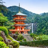 Der Nachi-Wasserfall im Yoshino-Kumano-Nationalpark