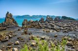 Hashikui-iwa –40 Felsen an der Küste