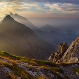 26.07.2021      "Morgenstimmung von der Reitherspitze, bei der Nördlinger Hütte, auf die Freiungen. Um 7:30 Uhr kann man dort ungestört die Ruhe genießen."       Kamera: Canon EOS 550D, Weitwinkel EFS 10-22