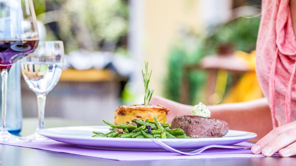 Braten mit frischem Gemüse