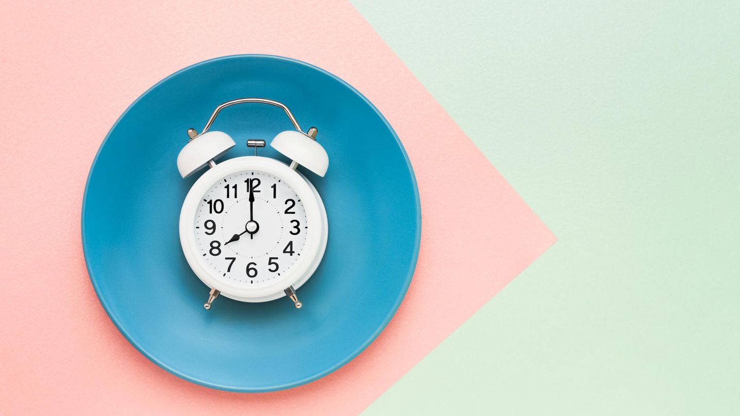 Gesunde Diät: Essen nach der Uhr: Was ist dran am Hype? Essen nach der Uhr: Was ist dran am Hype?