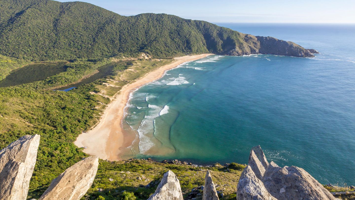 Lagoinha do Leste – unberührter Strand Blick auf Lagoinha do Leste