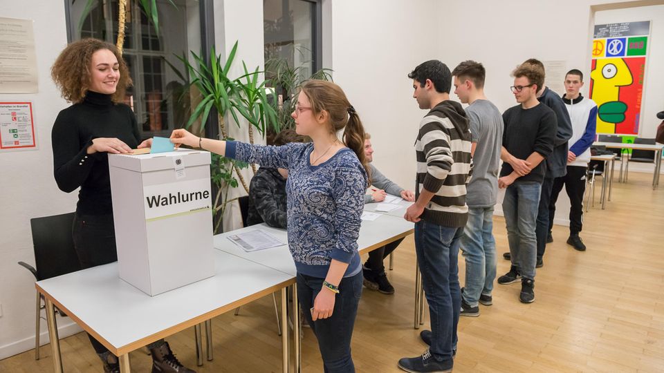 Bundestagswahl 2025: So könnt ihr euch an der Wahl beteiligen Bundestagswahl 2025: So könnt ihr euch an der Wahl beteiligen