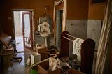 Ein zerstörtes Badezimmer im Sursock-Palast, der vor der Explosionskatastrophe als Musezm diente