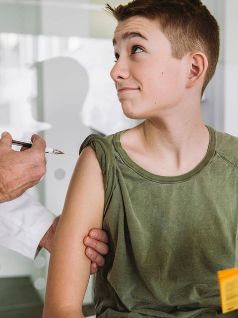 Sollen Kinder und Jugendliche geimpft werden? Die Stiko zögert noch 