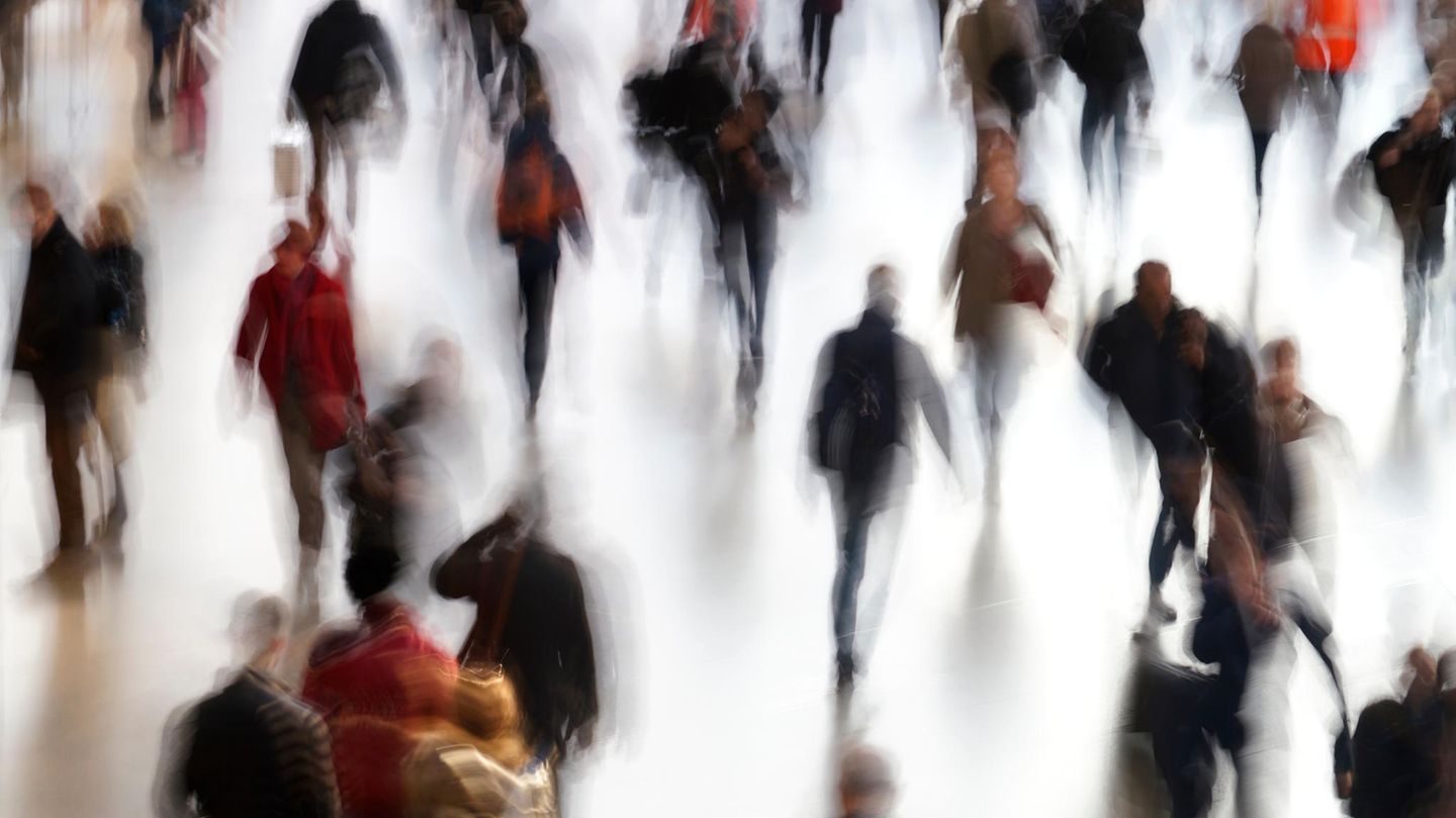 Können wir eine Situation und ihre Dynamik nicht klar einschätzen, fühlen wir uns unsicher. Das bedeutet Stress für den ganzen Organismus