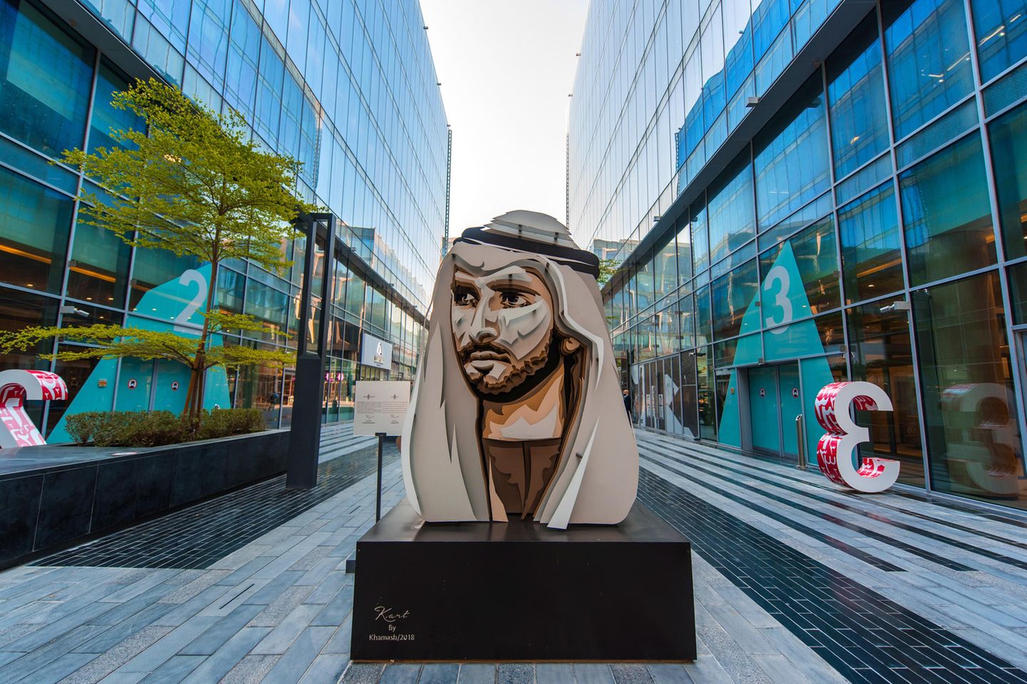 Kunstwerk von  Sheikh Hamdan, Kronprinz von Dubai, im Dubai Design District