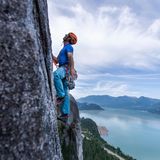 Kletterer erklimmt den Stawamus Chief