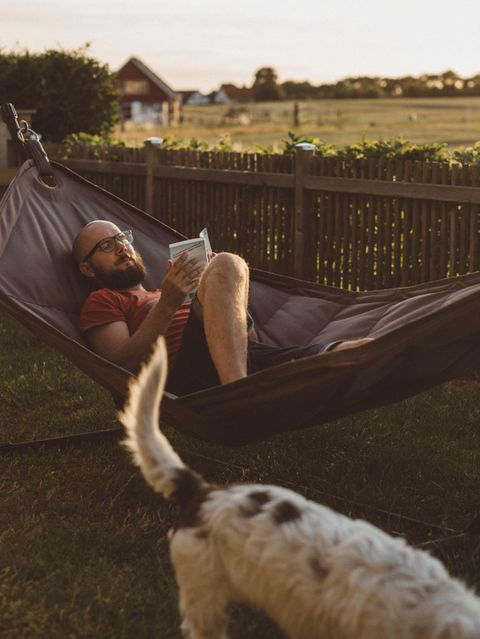 Öfter mal aus der Effizienzlogik des Alltags aussteigen und den Blick für Schönheit und Muße weiten: Das ist im Grunde die Logik des Künstlerdaseins. Immer mehr Menschen erobern sich Entschleunigungs-Oasen durch Arbeitszeitverknappung oder Sabbaticals 