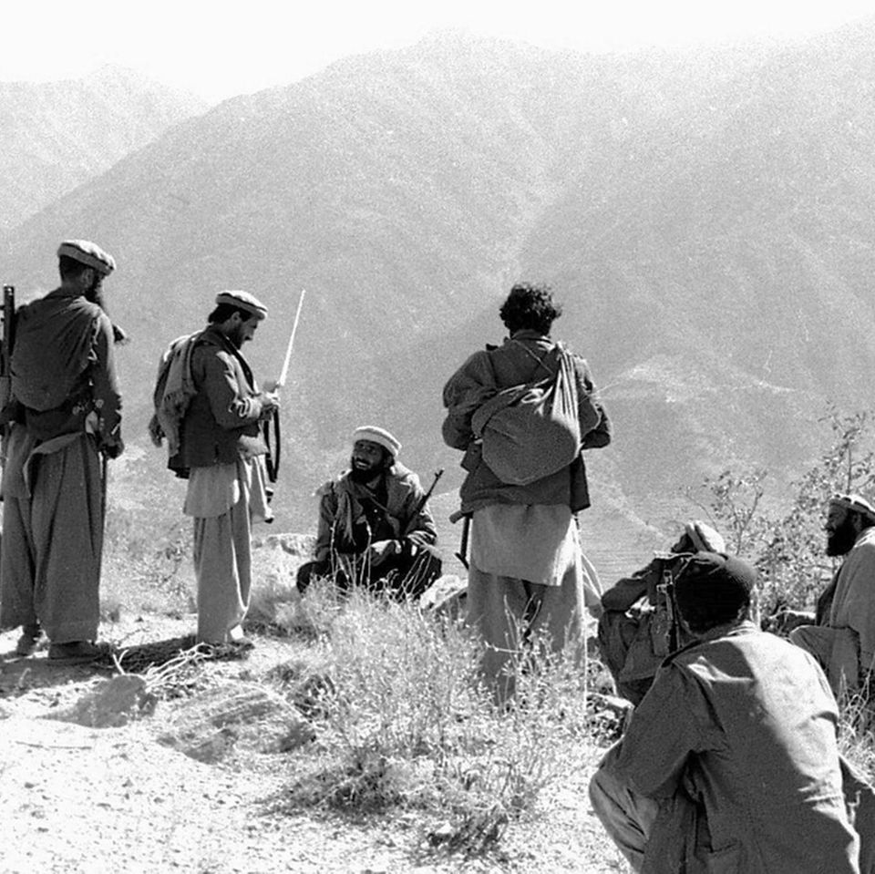Sowjetische Intervention in Afghanistan von 1979 bis 1989: In den Bergen können die Invasoren ihre materielle Überlegenheit nicht ausnutzen. Immer wieder locken islamische Widerstandskämpfer, die Mudschahedin, die Rote Armee in Hinterhalte. Insgesamt sterben bis 1989 mehr als 14.000 Sowjetsoldaten bei den Kämpfen – und mehr als eine Million afghanische Zivilisten
