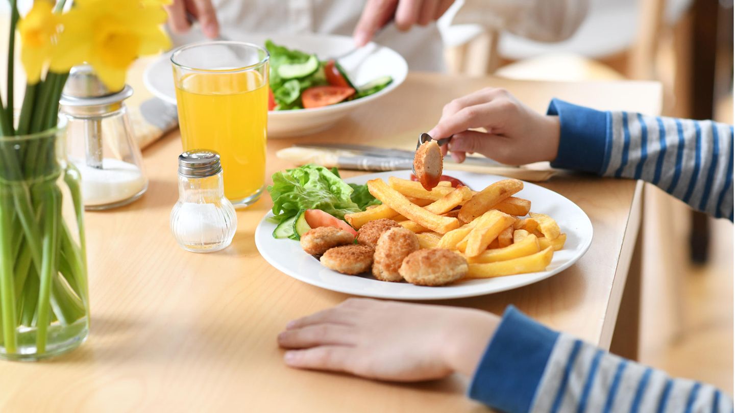 Nahrungsmittel für Kinder enthalten oft zu viel Fett und Zucker