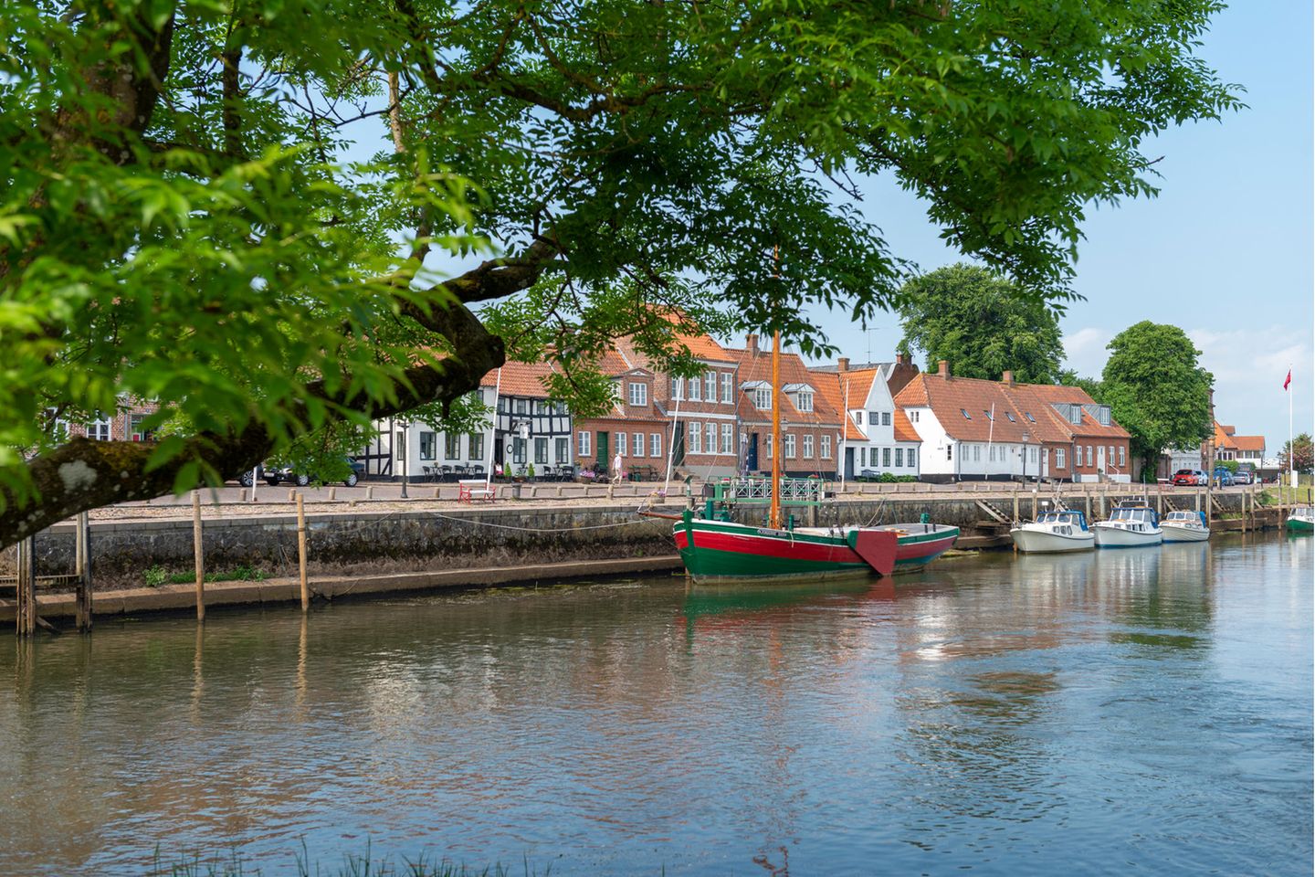 Ribe Kleiner Hafen mit Booten in Ribe, Dänemark