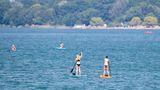 Zwei Frauen mit dem SUP auf dem Markkleeberger See