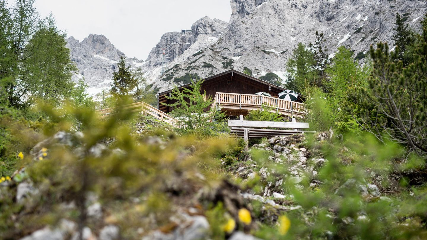 Mittenwalder Hütte im Karwendelmassiv