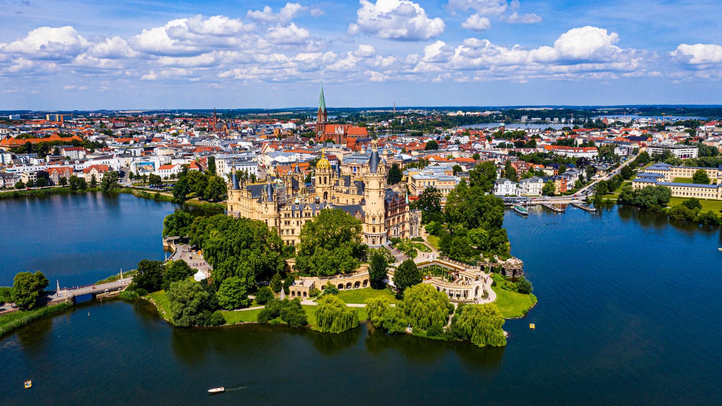 Blick auf das Schweriner Schloss