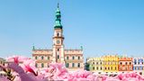 Bunte Häuser auf dem Marktplatz von Zamość