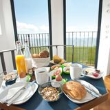 Frühstück im Leuchtturm Dagebüll