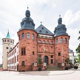 Das Historische Museum der Pfalz liegt im Zentrum von Speyer am Domplatz.