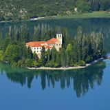 Römisch-katholisches Franziskanerkloster auf der Klosterinsel Visovac