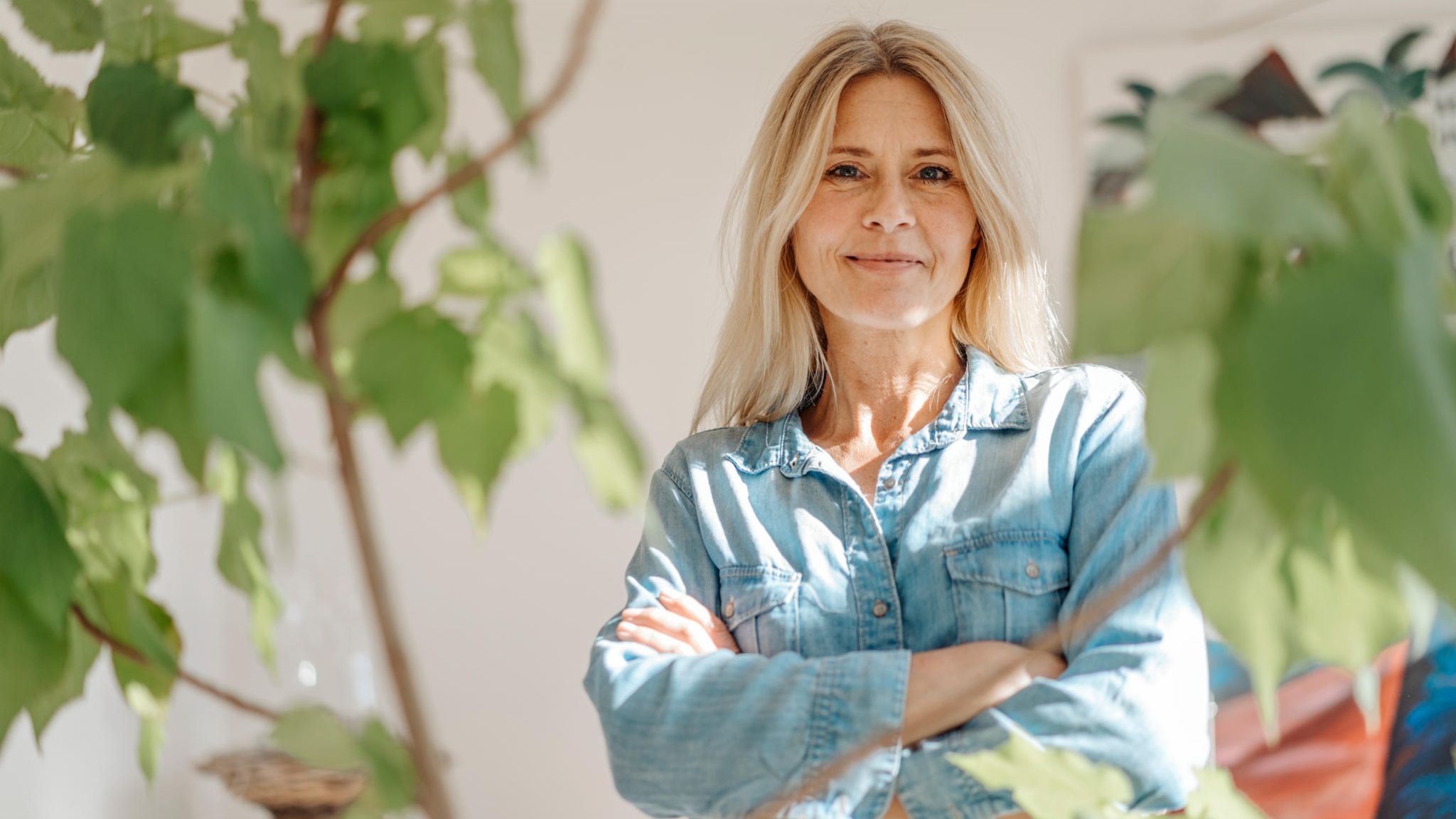 Menopause: Zeit des Wandels: Wie Frauen gut durch die Wechseljahre kommen - mit oder ohne Hormone Zeit des Wandels: Wie Frauen gut durch die Wechseljahre kommen - mit oder ohne Hormone
