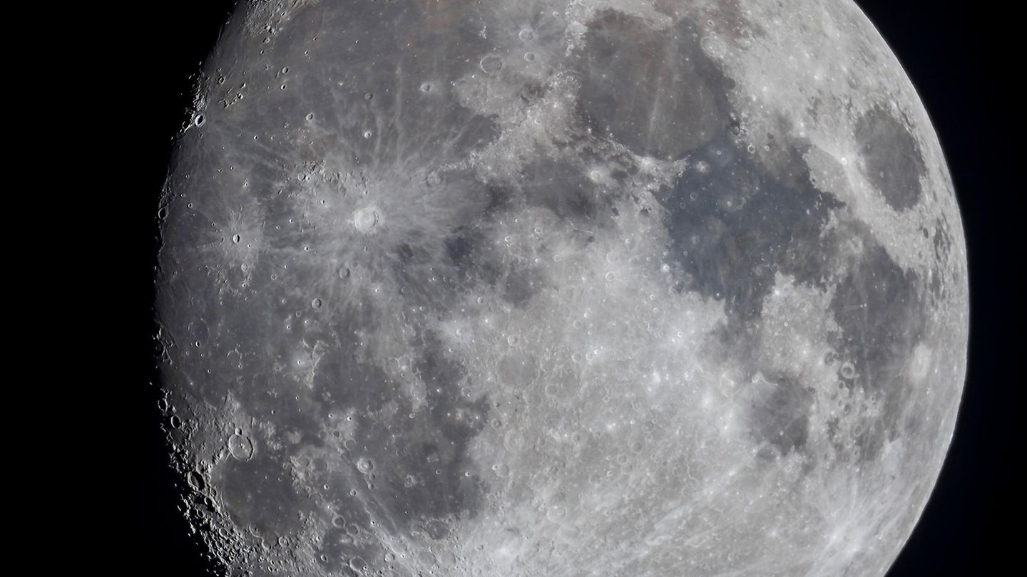 Mond