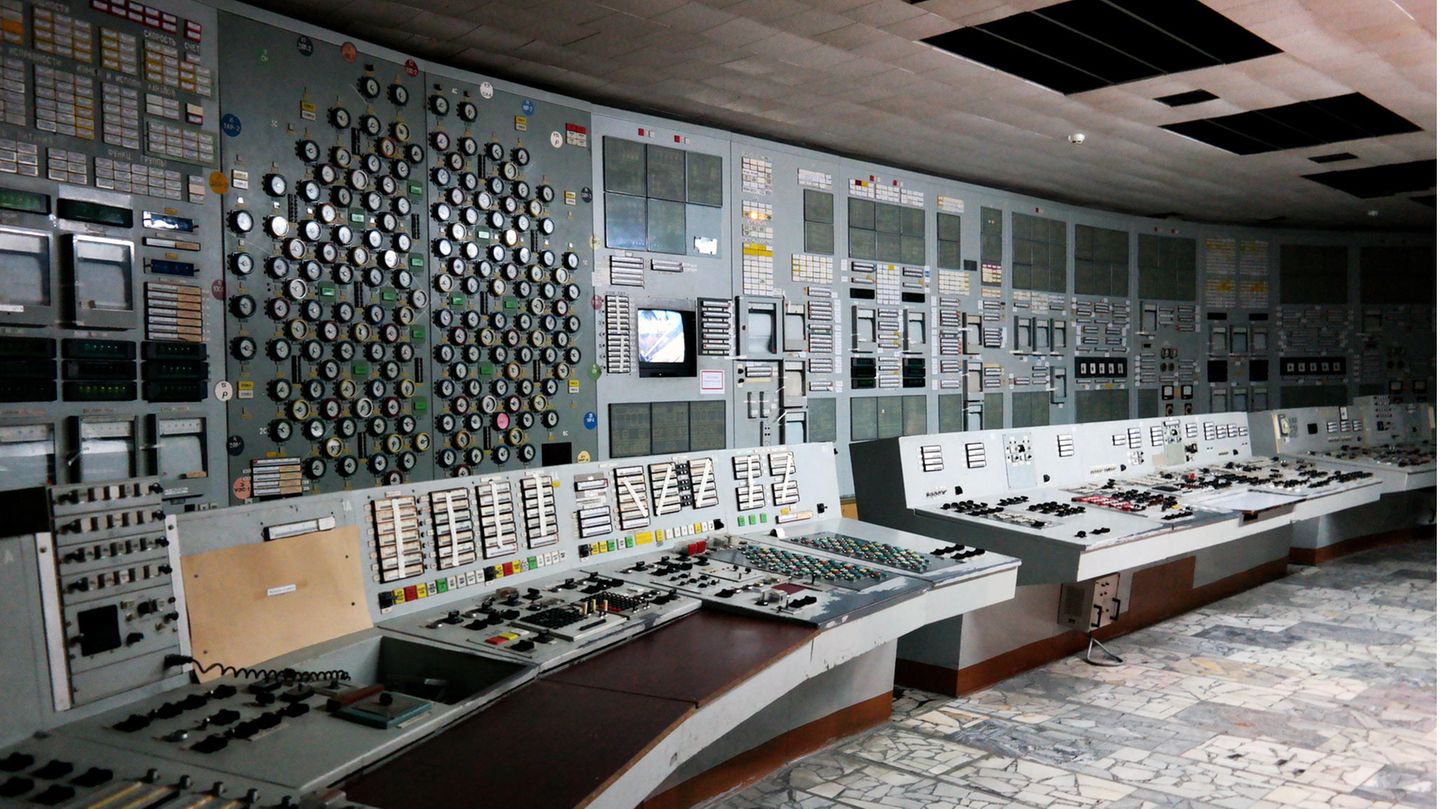 Schaltraum im Kraftwerk von Tschernobyl