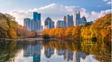 Atlanta, Georgia, Blick vom Piedmont Park im Herbst