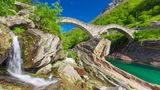 Brücke bei Ponte dei Salt im Verzasctal im Tessin