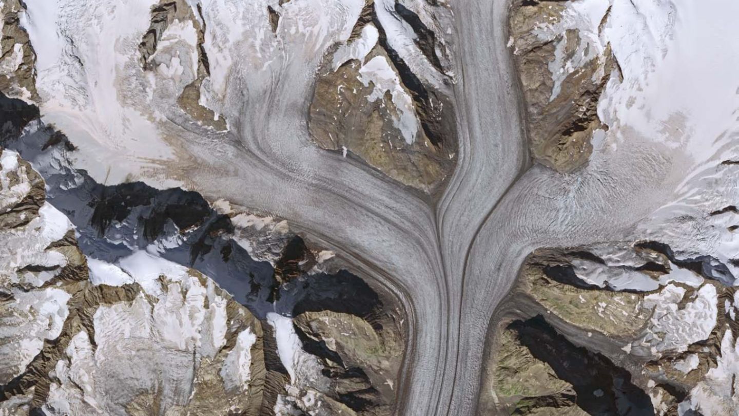 Aletschgletscher: Das Eis zieht sich zurück Aletschgletscher