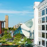 Blick auf das moderne Gebäude De Blob