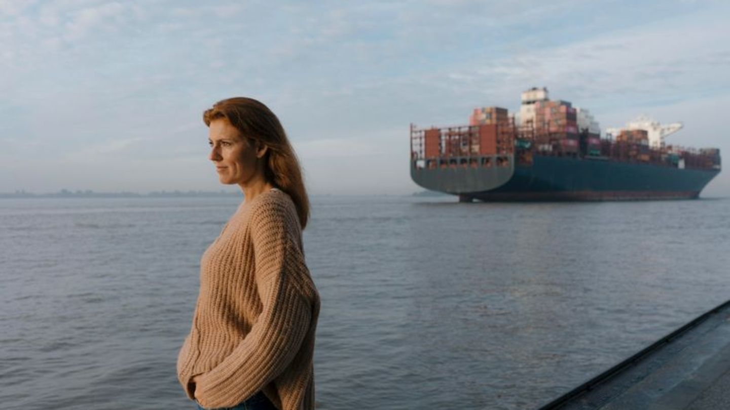 Reise auf einem Containerschiff
