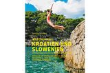 Über 120 besondere Schwimm-Spots versammelt der Reiseführer "Wild Swimming Kroatien und Slowenien". Mit vielen Fotos und genauen Ortsbeschreibungen sind die besonderen Empfehlungen Hansjörg Ransmayrs leicht auffindbar