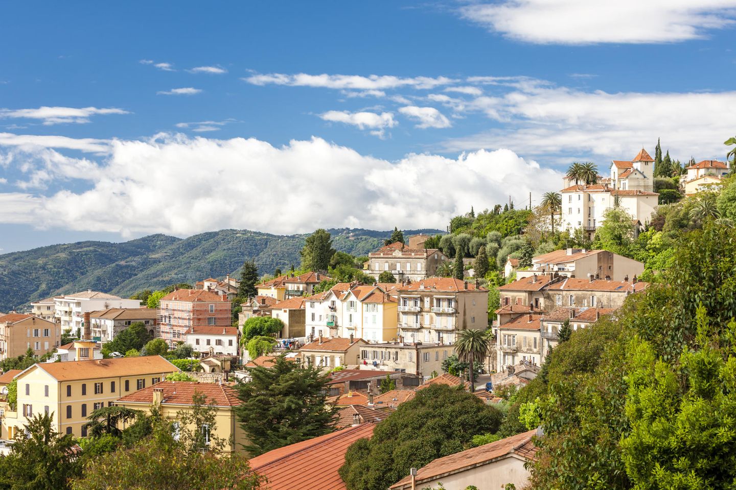 Blick auf die Stadt Grasse in der Provence, Frankreich