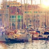 Segelyachten im Hafen von Cannes