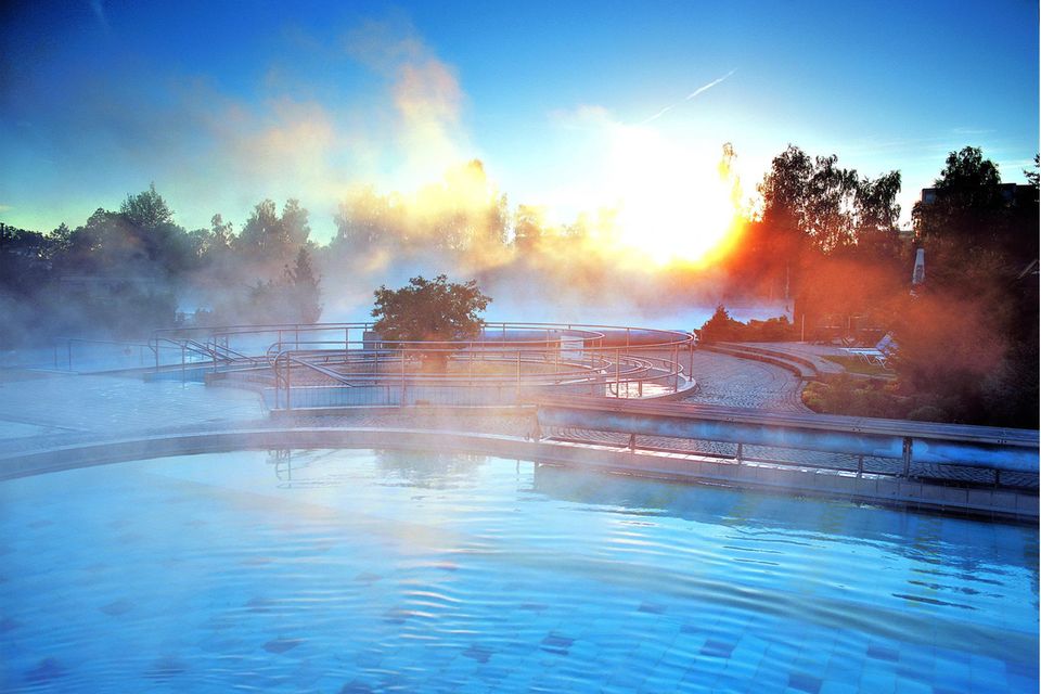 Bilder von Bad Füssing: Zeichnen lernen mit der Schönheit der Therme