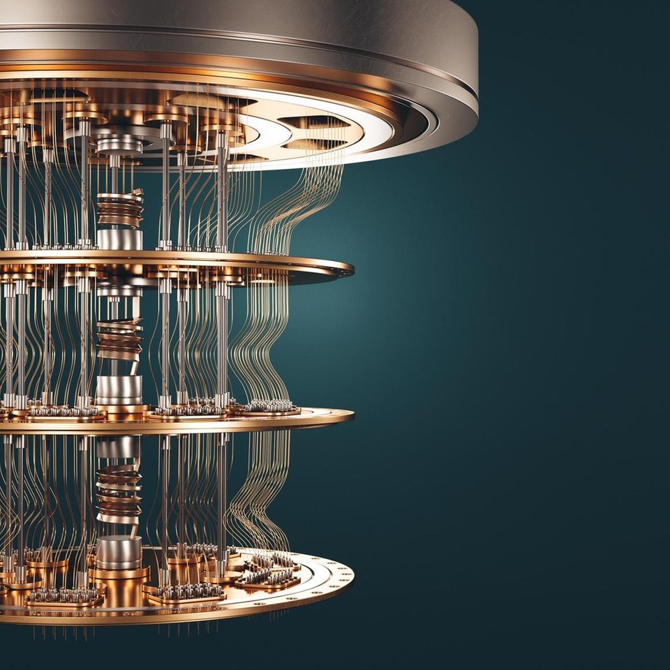 Blick unter die Haube: Das Gros der Bauteile eines Quantencomputers dient der Kühlung auf Temperaturen knapp über dem absoluten Nullpunkt