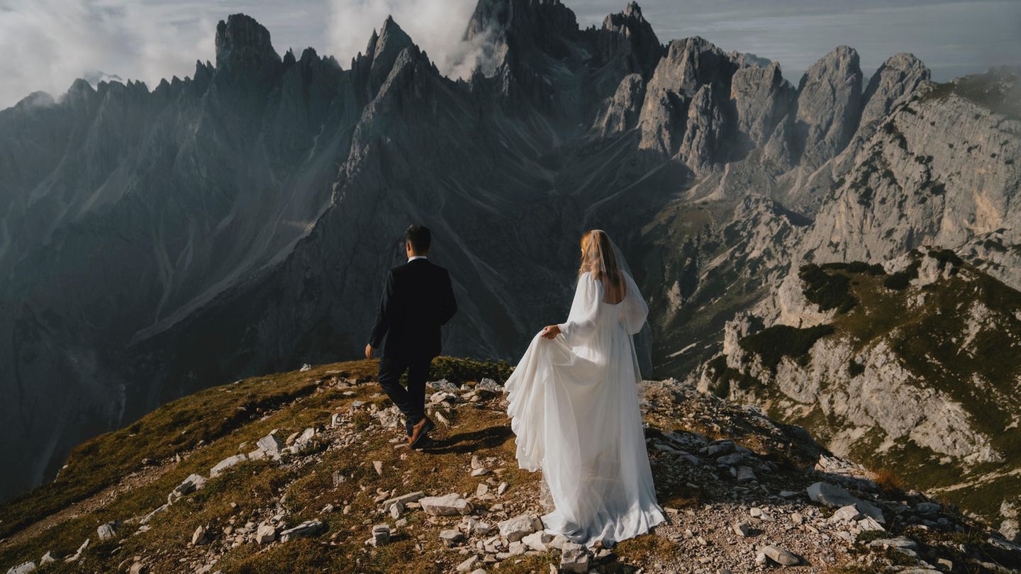 Wedding Photographer of the Year: Atemberaubende Berge, wunderschöne Fjorde – die raue Landschaft Skandinaviens bietet die perfekte Kulisse für die Hochzeitsfotos von Cristin Eide. Die norwegische Fotografin verbringt ihre Zeit am liebsten in der wundervollen Natur Skandinaviens.