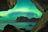 NORTHERN LIGHTS PHOTOGRAPHER OF THE YEAR